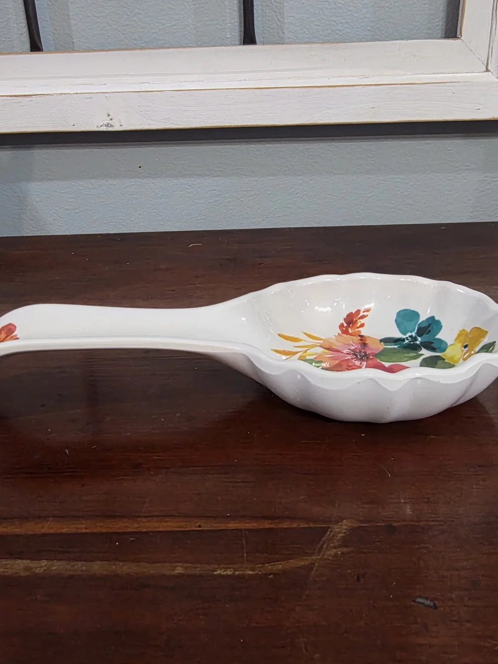 The Pioneer Woman White Ceramic Spoon Rest with Multicolor Floral Accents